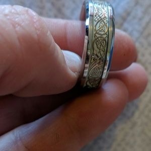 Mens ring